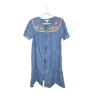 Embroidered Blue Button-Front Nightgown with Floral Yoke
